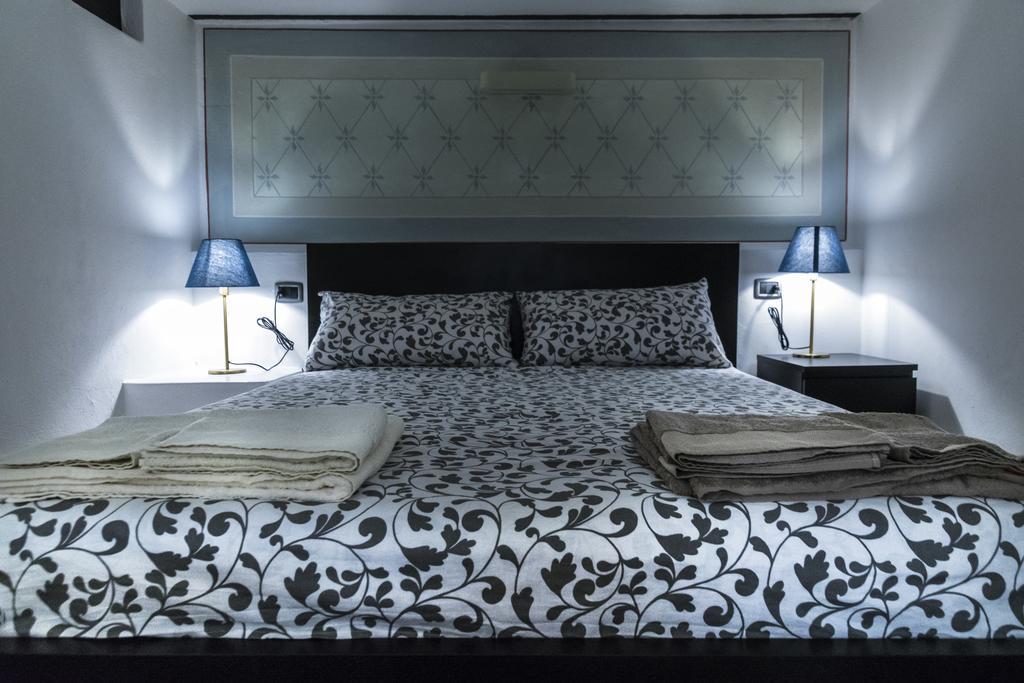 Il Soppalco Apartment Luino Ngoại thất bức ảnh